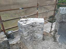 acastle 147300.jpg